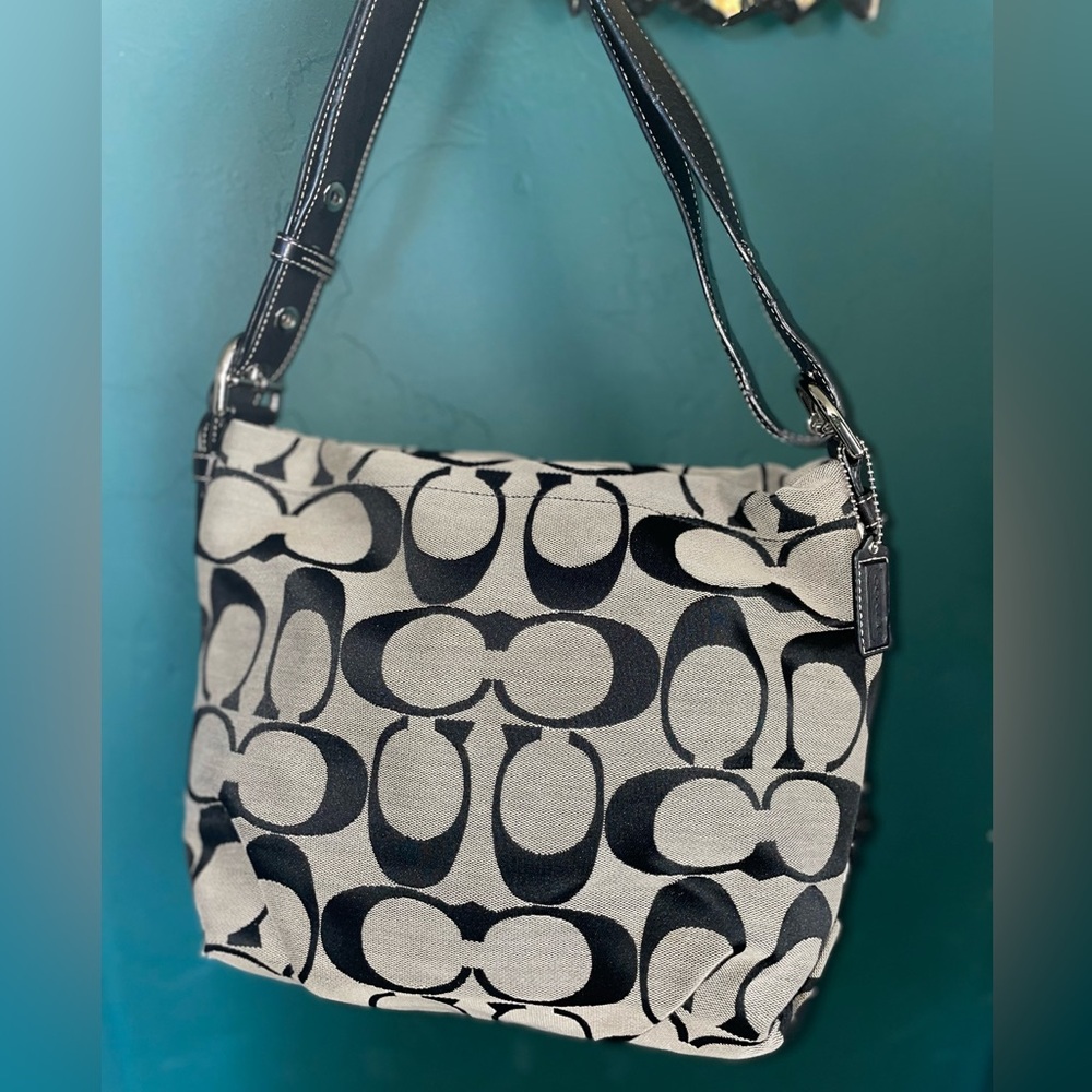 Coach signature Jacquard shoulder bag